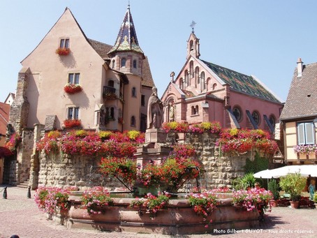 Eguisheim: place Saint Léon